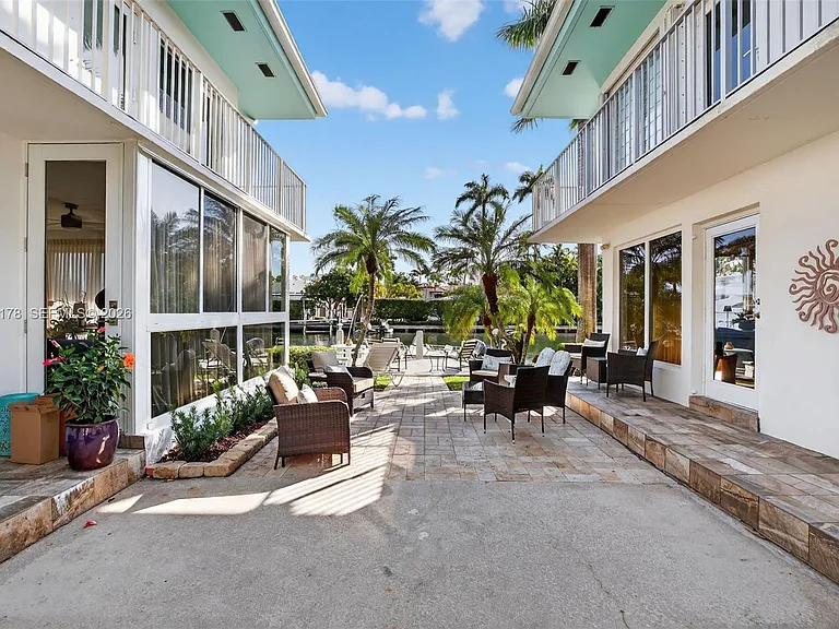 180 Isle Of Venice Dr #121 — Photo 42