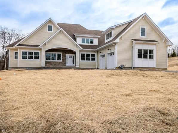 24 Kokora Ave, Montville Twp., NJ 07045