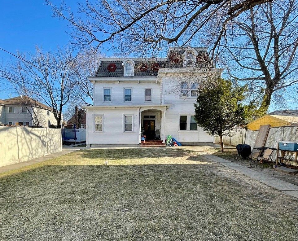 163165 Bement Ave, Staten Island, NY 10310 Zillow