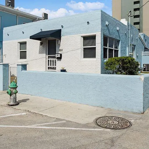 301 Van Buren St #101D — Photo 3