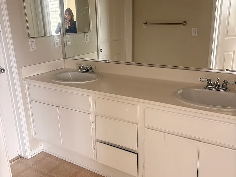 1433 Normandy Dr — Photo 11