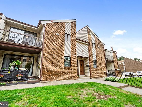 2nd image of 1475 Mount Holly Rd APT F2