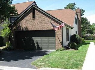 6687 Willow Grove Ln, Dublin, OH 43017
