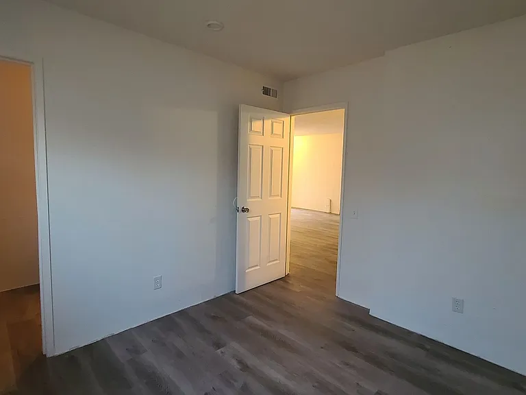 2937 Stewart Ave — Photo 25