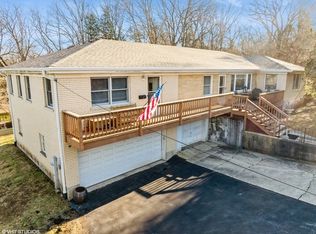 9702 Wolf Rd, Fox River Grove, IL 60021