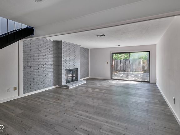 2nd image of 1352 Tishman Ln