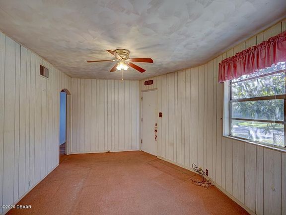 4th image of 1629 Granada Ave