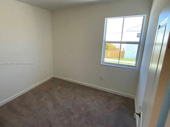 5th image of 18599 SE 27th Ter