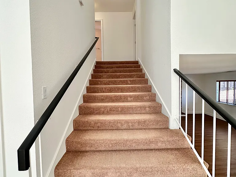 768 Rose Dr — Photo 22