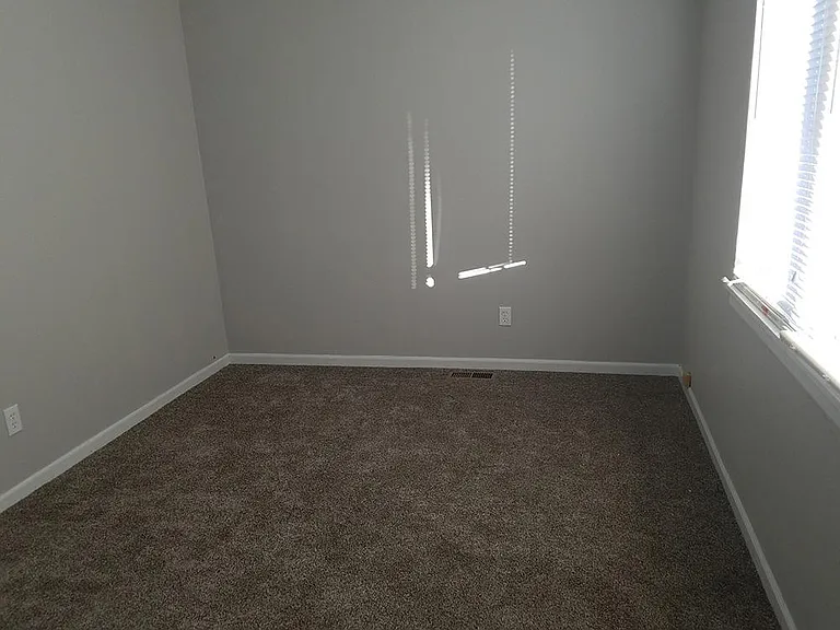509 Lancaster Ct — Photo 18