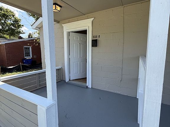 2nd image of 604 1/2 E Bragg St