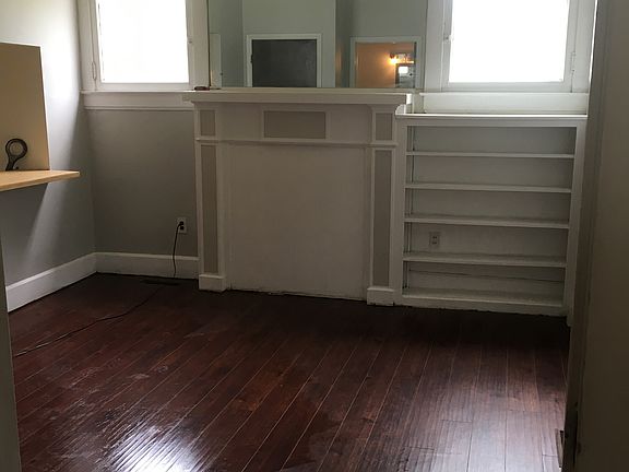 4th image of 155 9th Ave