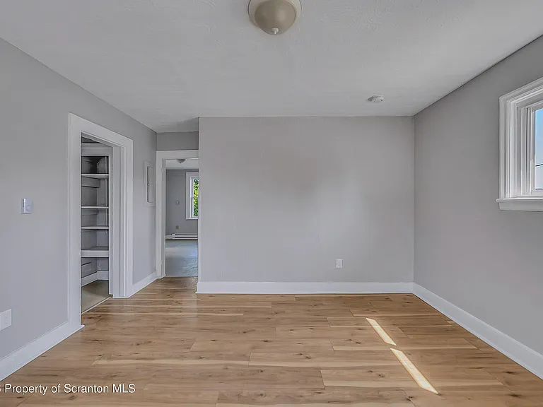 958 Ridge Ave #2 — Photo 17