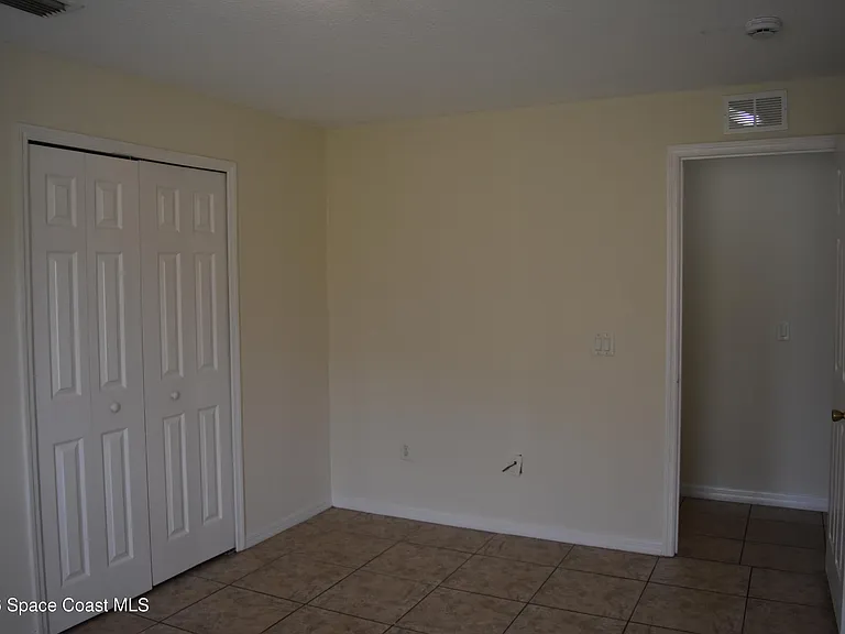 334 Bordeaux Ave NE — Photo 36