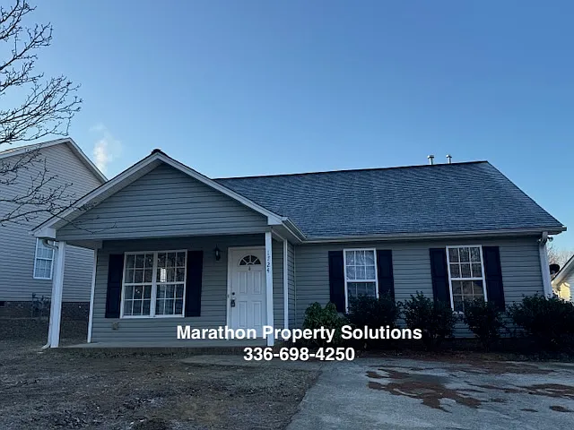 1724 Kay St — Photo 1