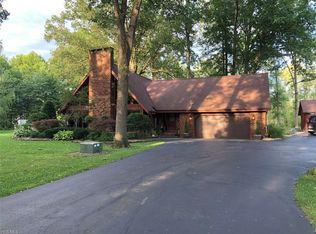 5804 Downs Rd NW, Warren, OH 44481