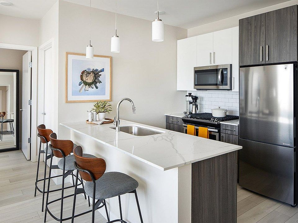 1st image of 810 S Michigan Ave #4508