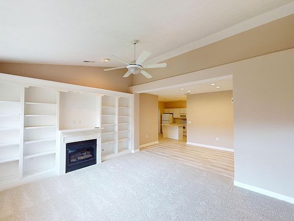 4th image of 18424 Piers End Dr