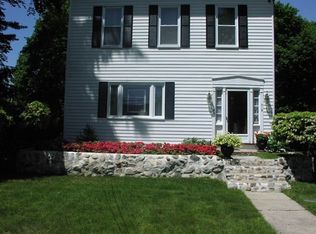 719 Great Plain Ave #1, Needham, MA 02492