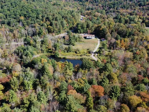 25 Nobletown Rd, Hillsdale, NY 12529