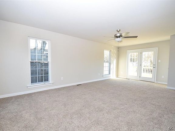 5th image of 1346 Loudon St