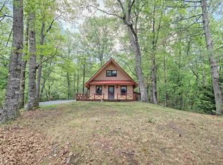 288 Rock Ridge Ln, Tiger, GA 30576