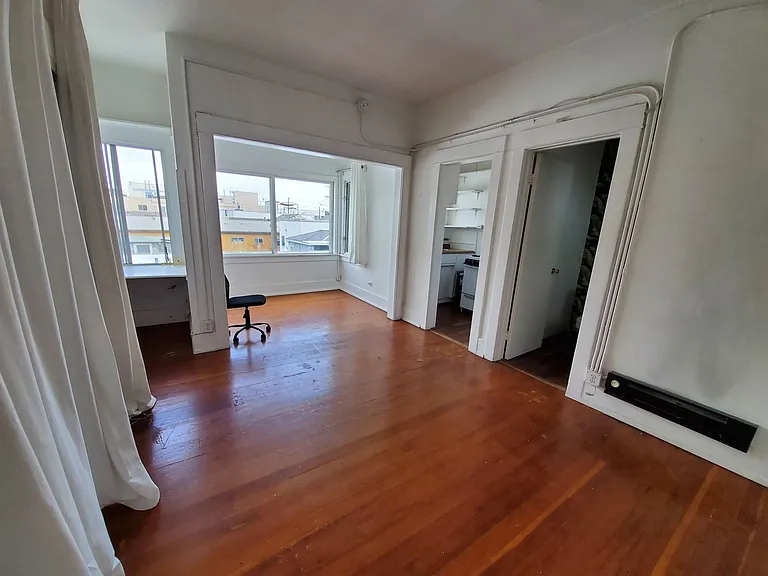 30 Dudley Ave — Photo 5