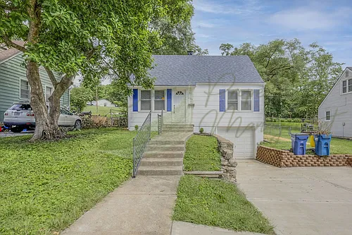 634 Thornton St Photo 1