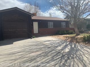 4409 Arctic St, Farmington, NM 87402
