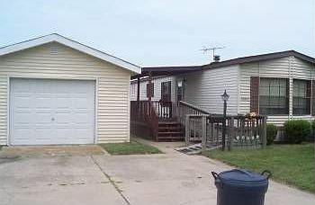 1st image of 5090 Canterbury Ave