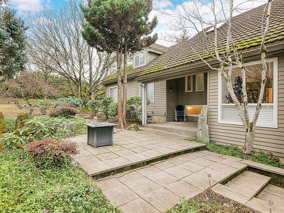 1st image of 14615 SW Hazeltree Ter
