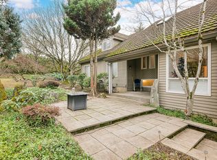 14615 SW Hazeltree Ter, Tigard, OR