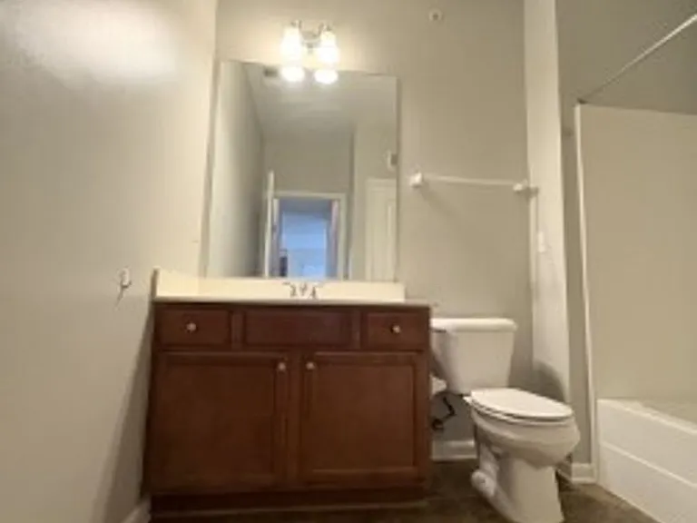 5300 Warminster Dr #205 — Photo 8