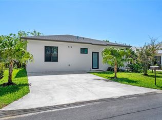808 NW 5th Ter, Hallandale Beach, FL 33009