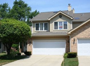 1442 Coventry Ct, Darien, IL 60561