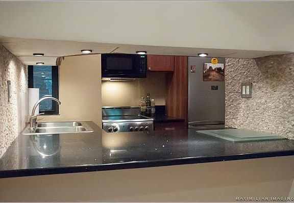 3rd image of 425 W 24th St APT 2e