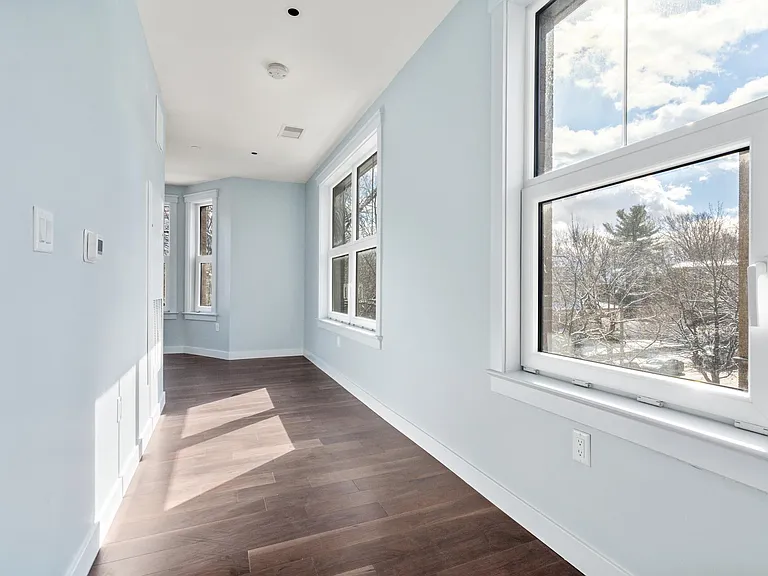 134 Babcock St #302 — Photo 7