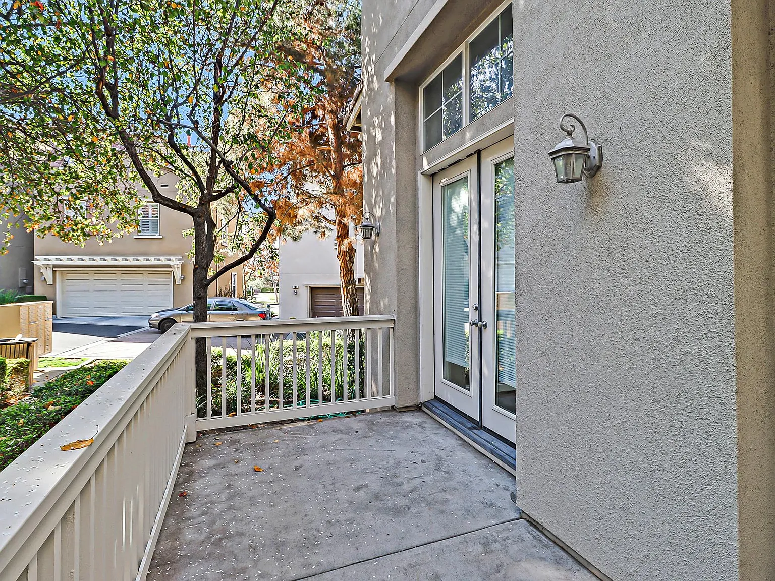 3 bed, 1776 sqft, $4,995 — Photo 3