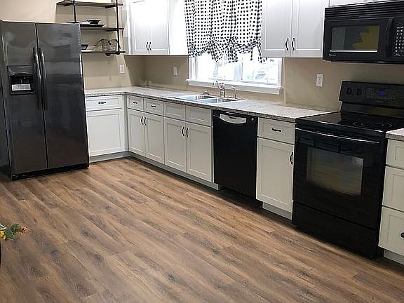 Cooks kitchen 