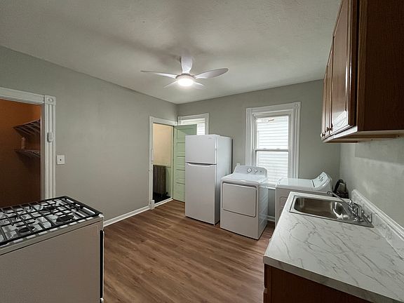 washer and dryer in unit