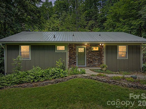 3rd image of 878 Garren Creek Rd