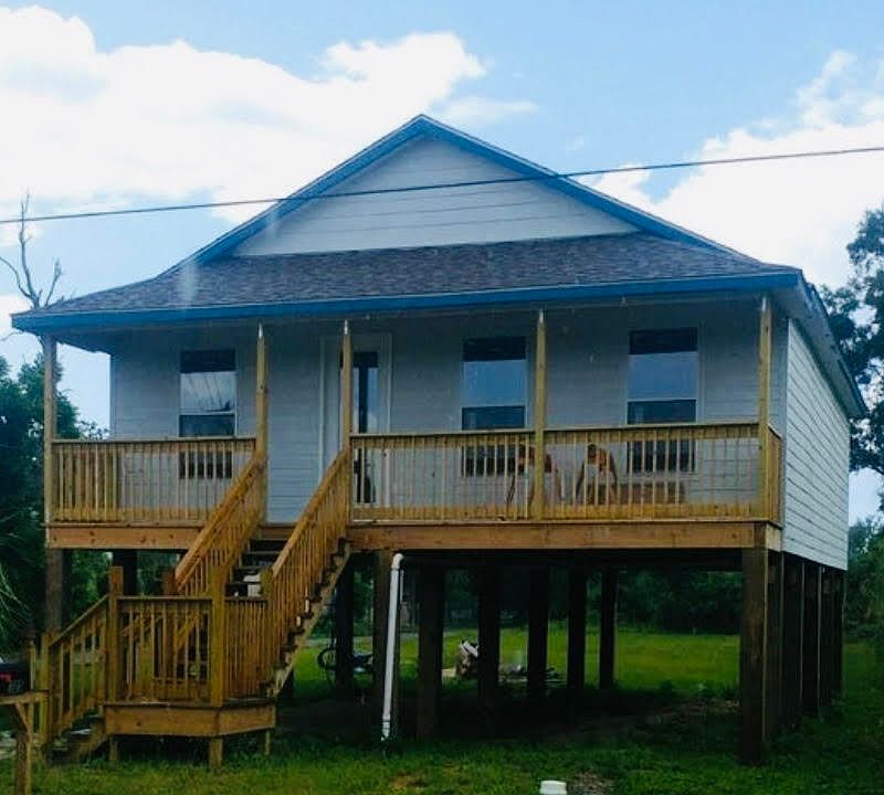 1st image of 725 Elder St