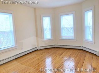 385 Columbia St #3, Cambridge, MA 02141