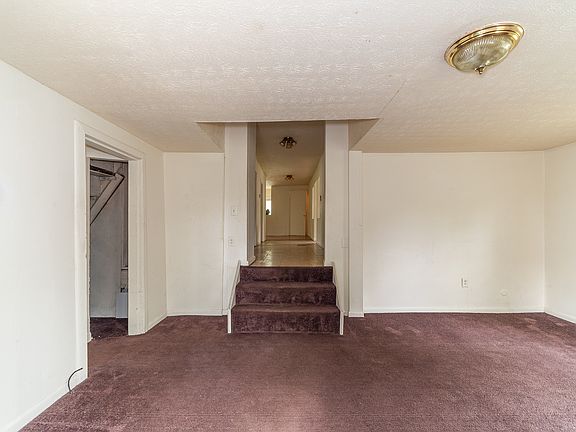 2nd image of 641 Monticello Ave