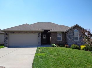 5246 E Blaine St, Springfield, MO 65802