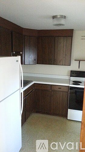 2nd image of 100 Apsley St #100