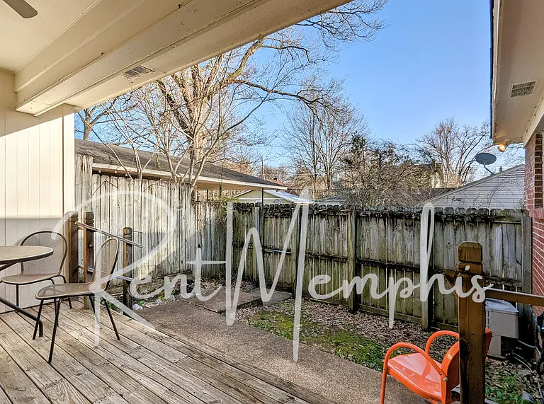 1607 Forest Ave — Photo 29