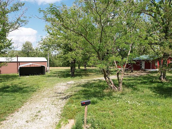 3rd image of 53 Wagon Wheel Road