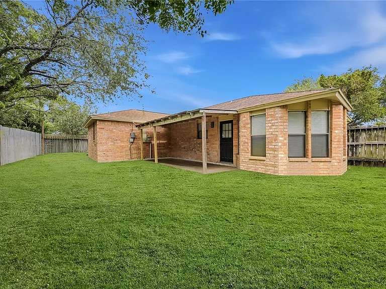 3029 Twin Creek Dr — Photo 19