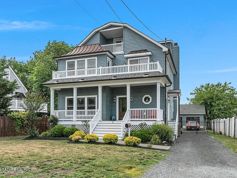 3 Monmouth Pl — Photo 2